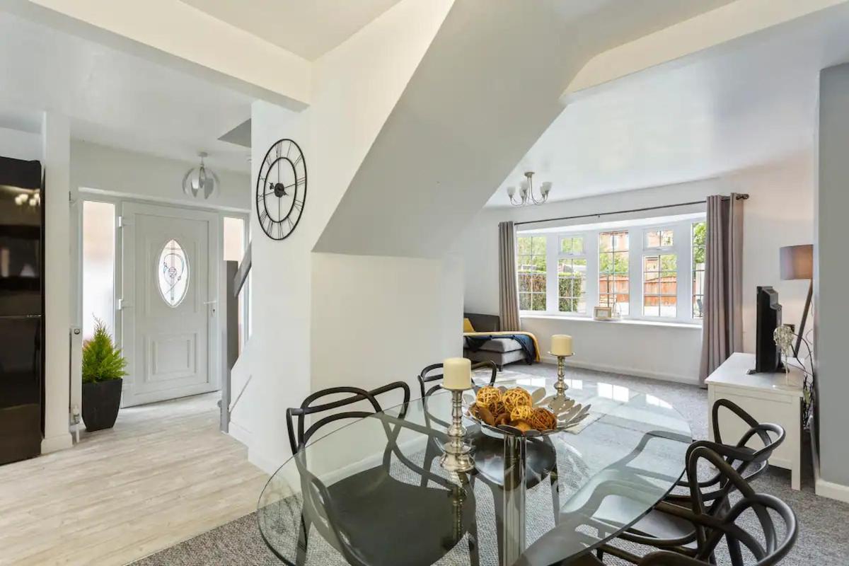 Bright & Spacious With Garden & Parking Nottingham Exterior foto